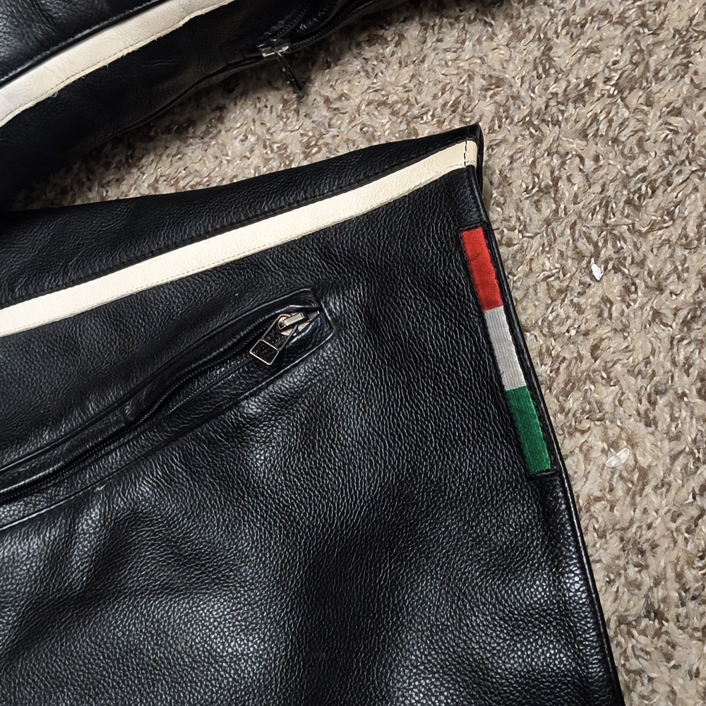 Retro Ducati Riding Leather Jacket - Picture 6 of 7